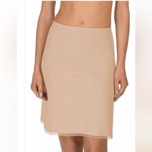 NATORI Benefit Half Slip NEW Size XL Cafe Beige